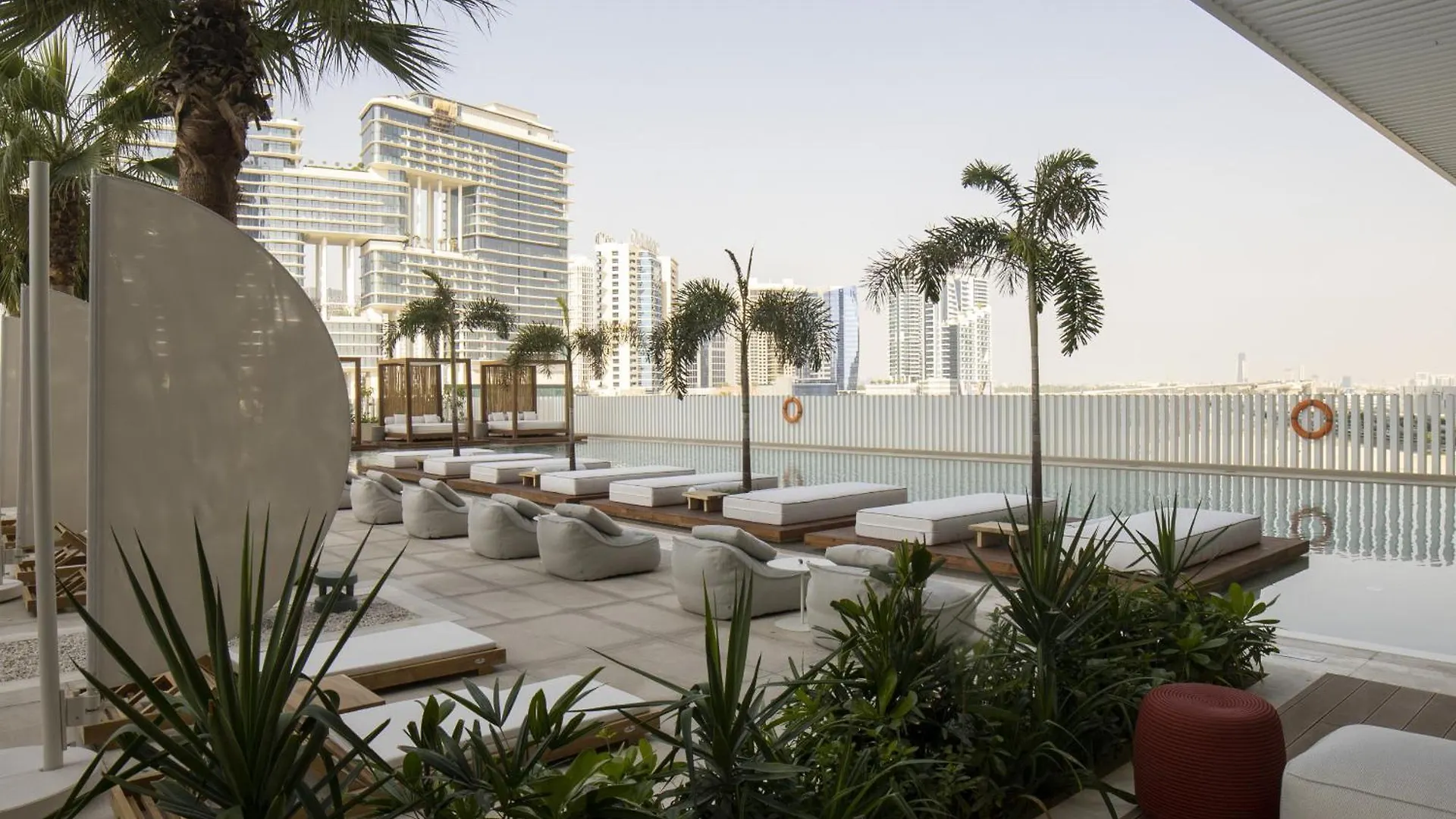 Apartment Modern Studio, Burj Views - Business Travelers Dubai