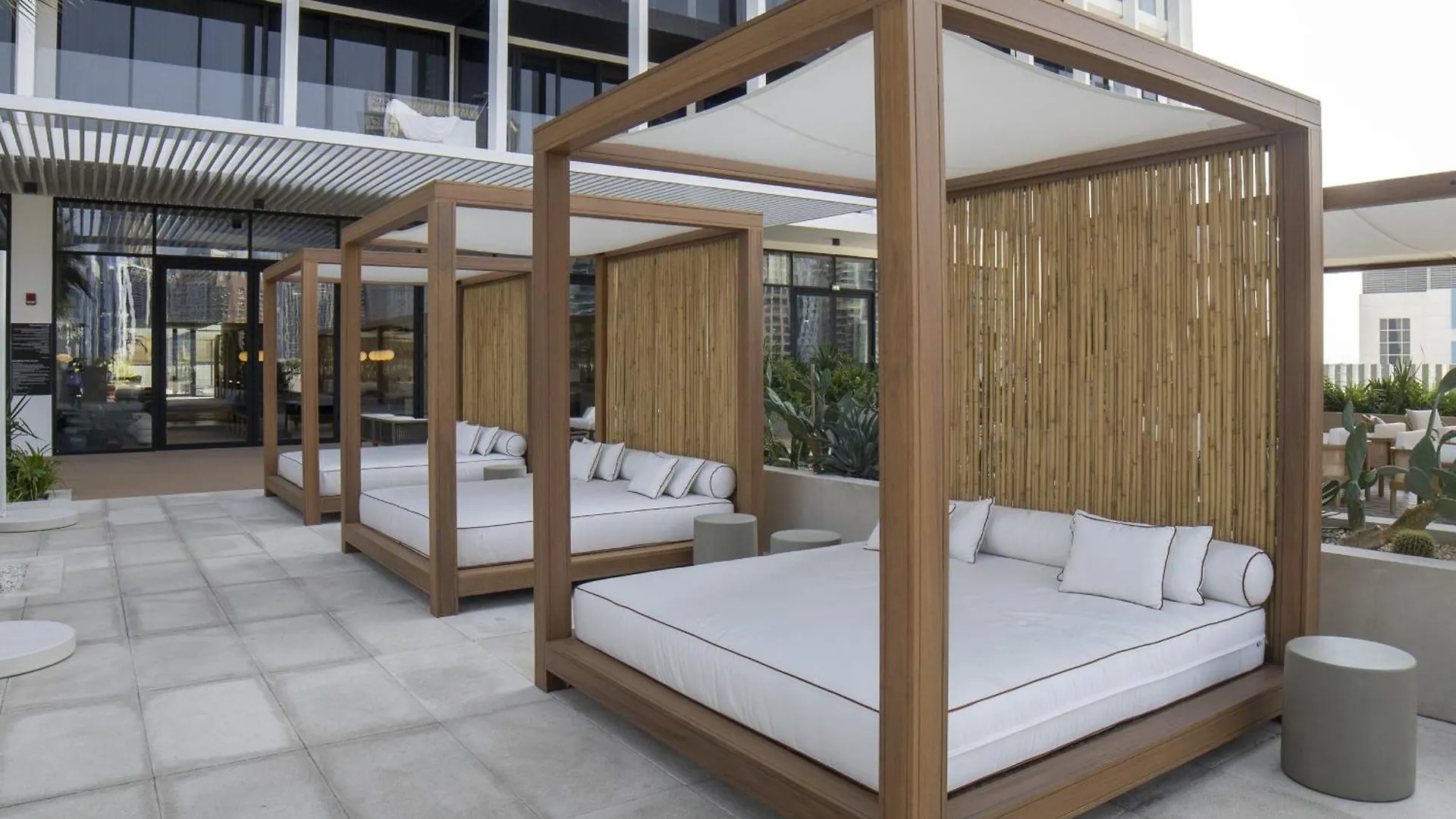 Modern Studio, Burj Views - Business Travelers Dubai Förenade Arabemiraten